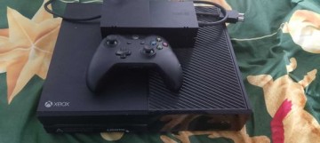 Xbox One model 1540